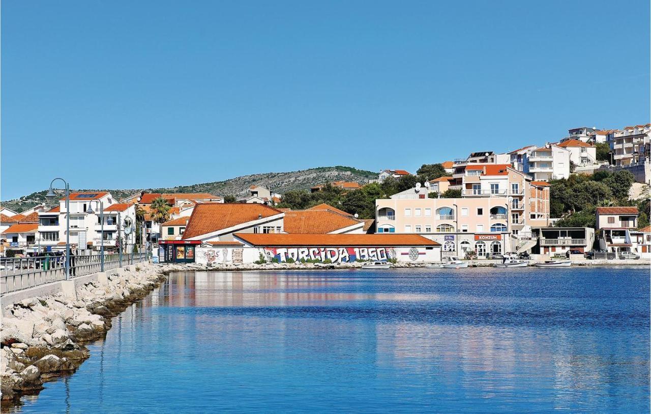 Beautiful Apartment In Rogoznica With Wifi Eksteriør bilde